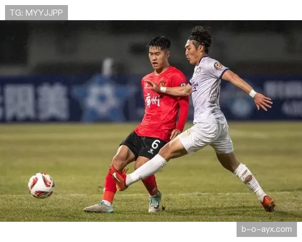 广州队赛季复盘：在挑战与机遇中探寻重生之路