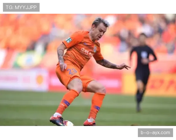 赫鲁斯蒂奇中场组织与攻防转换解析