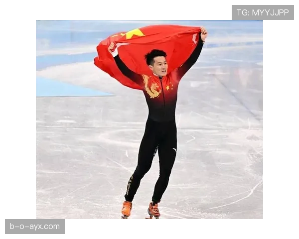 任子威训练完直接拎走一冰箱蛋白粉，这饭量谁顶得住