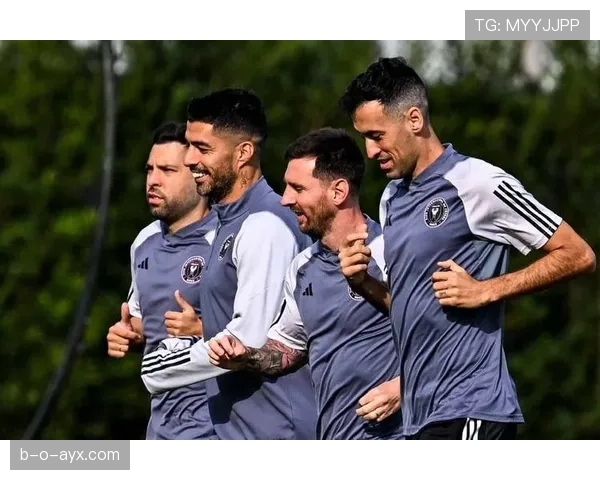 苏亚雷斯训练完直接去超市抢购牛排，这自律和胃口真不冲突？